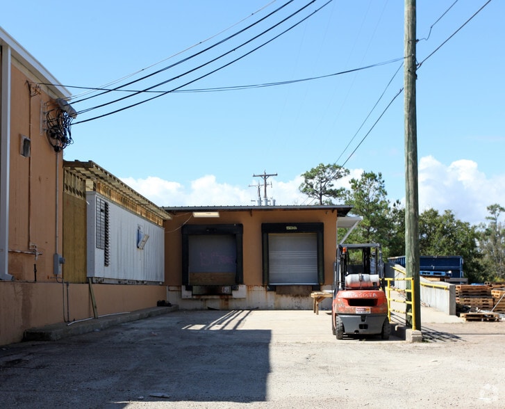 295 Highway 90, Bay Saint Louis, MS for lease - Building Photo - Image 2 of 3