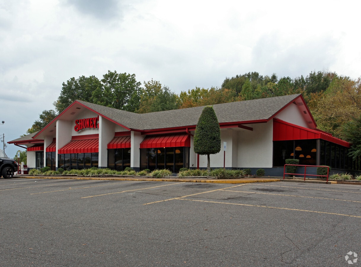 3081 Covington Pike, Memphis, TN 38128 Shoney’s