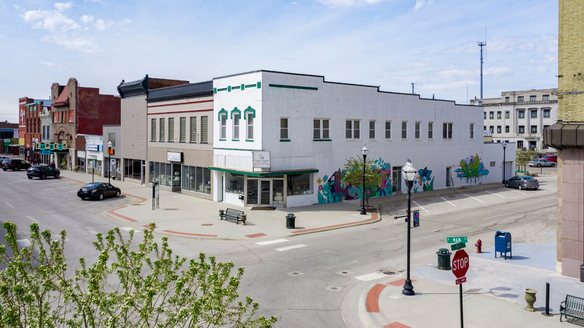 453 N Main St, Fremont, NE 68025 Property Record