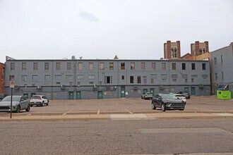 47-63 W Huron St, Pontiac, MI for lease Building Photo- Image 2 of 10