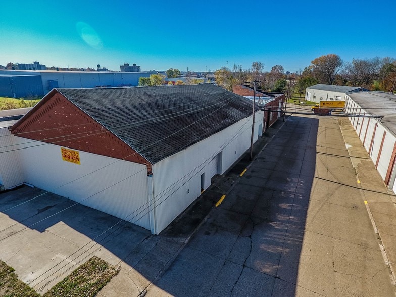 331 Miller St, Benton Harbor, MI for lease - Building Photo - Image 3 of 14