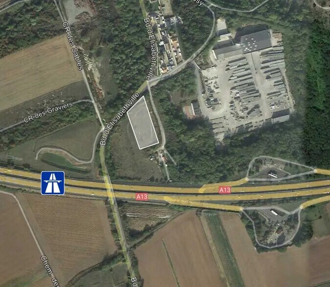 Flex in Épône for sale - Building Photo - Image 3 of 13