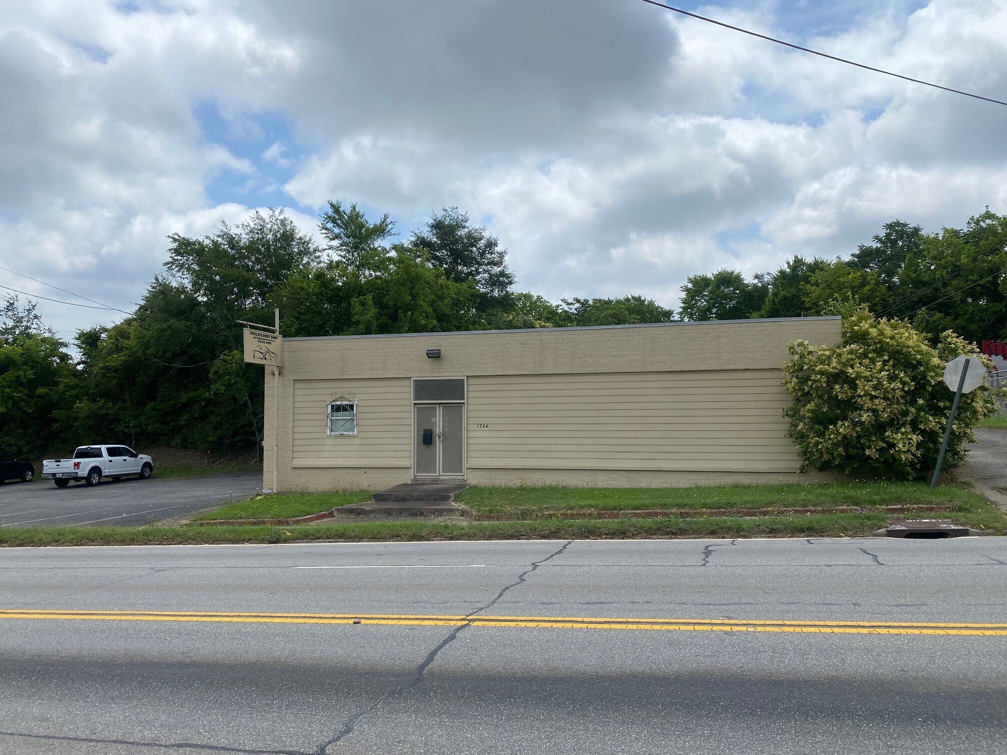 1744 Broadway, Macon-Bibb, GA for sale Building Photo- Image 1 of 1