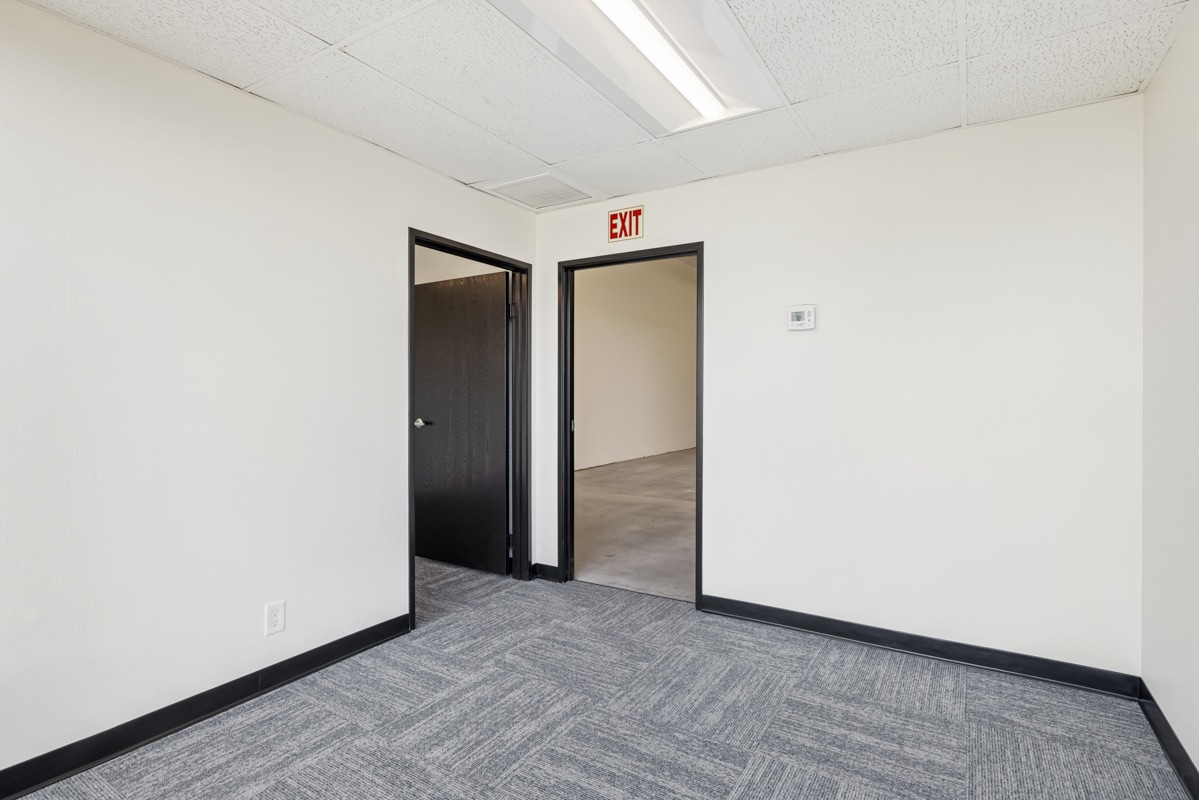 2730 S Harbor Blvd, Santa Ana, CA for lease Interior Photo- Image 1 of 13