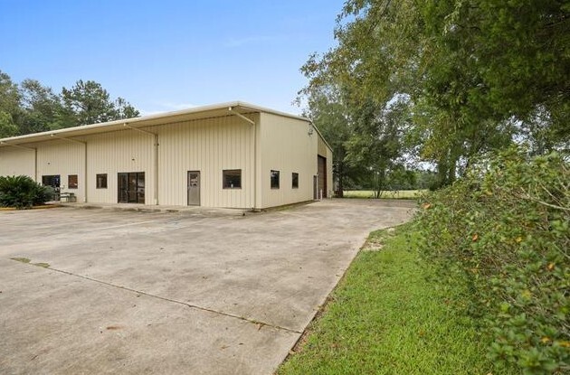 23338 Highway 190 E, Robert, LA for sale - Building Photo - Image 1 of 1