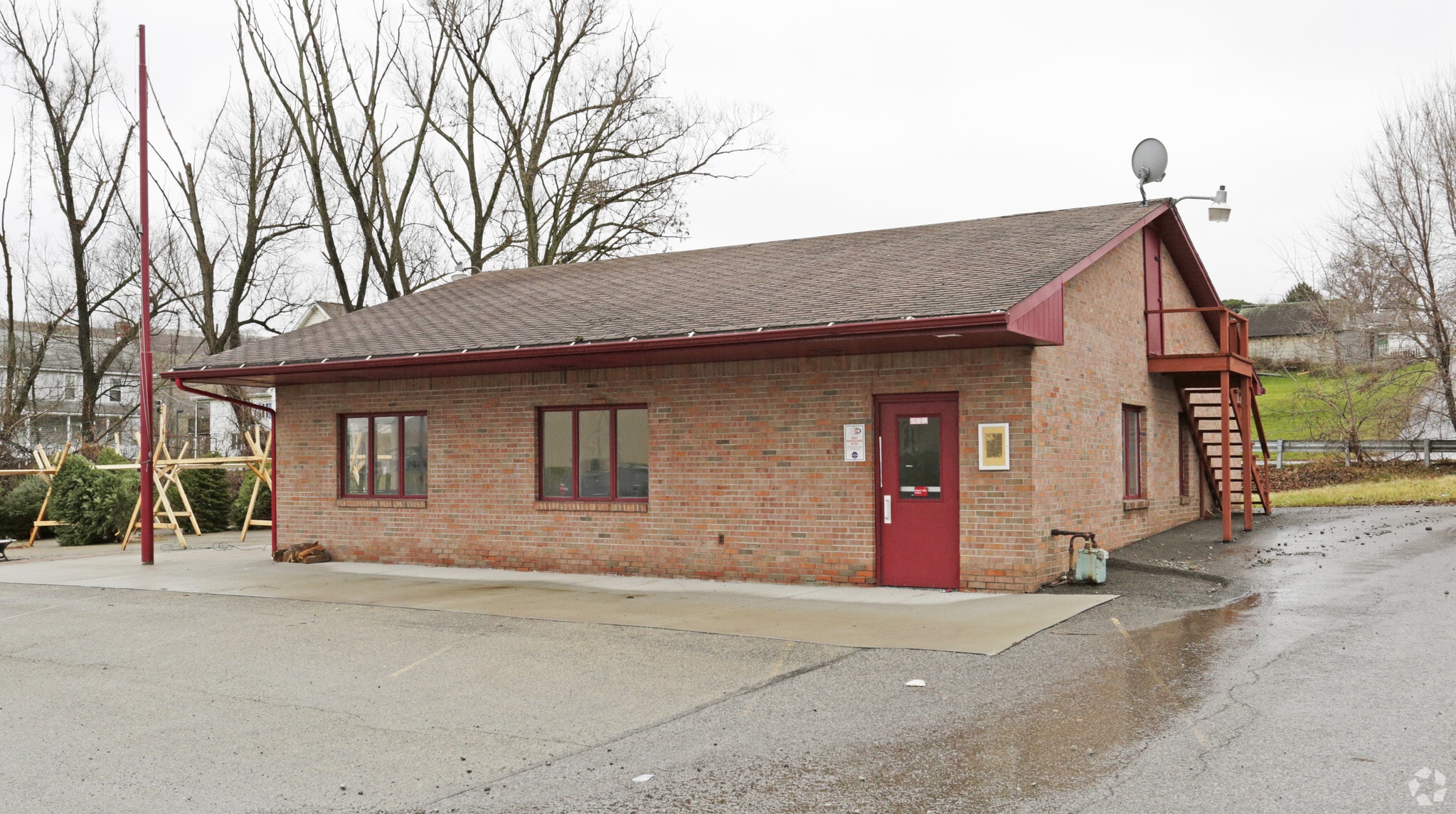 596 Racetrack Rd, Washington, PA for sale Primary Photo- Image 1 of 1