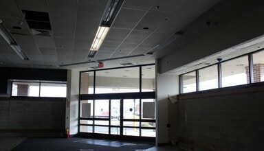 4720 Nine Mile Rd, Richmond, VA for sale Interior Photo- Image 1 of 5