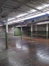 501 E Naomi St, Randleman, NC for sale Interior Photo- Image 2 of 10