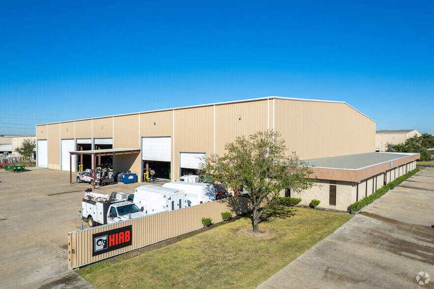 11989 FM 529 Rd, Houston, TX for lease - Building Photo - Image 2 of 14