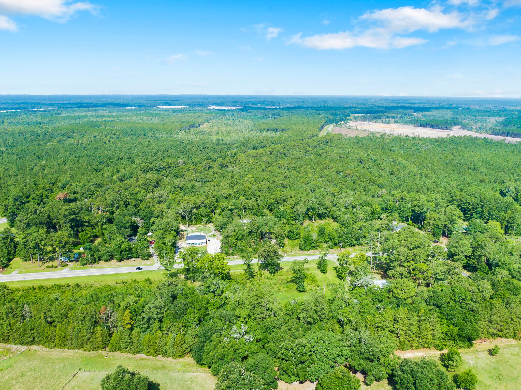 4413 US80, Ellabell, GA 31308 US80 & Hwy 280, 2 miles from Hyundai