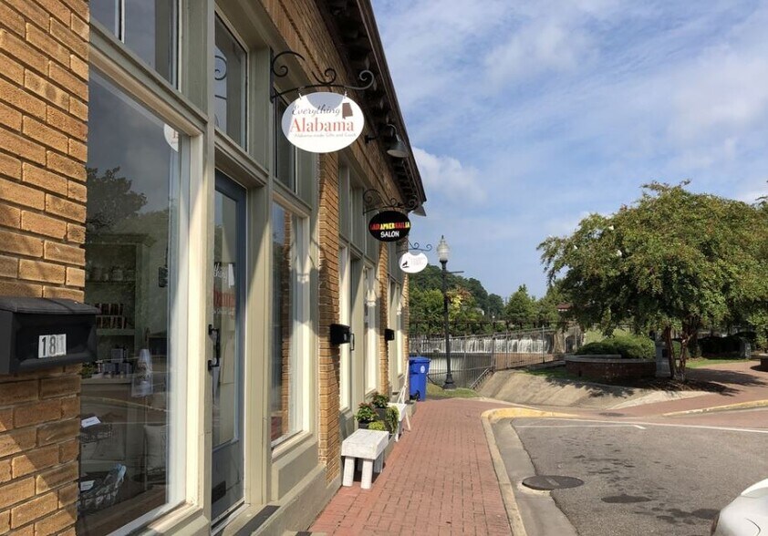 173 187 W Main St Prattville Al 36067 Retail For Sale Loopnet Com