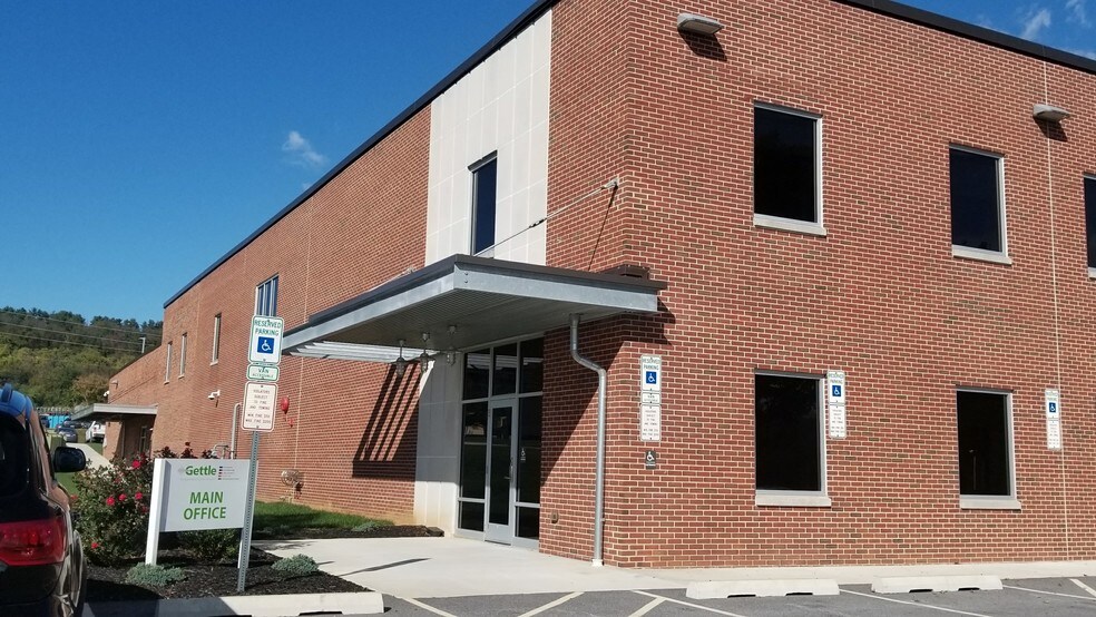 325 Busser Rd, Emigsville, PA 17318