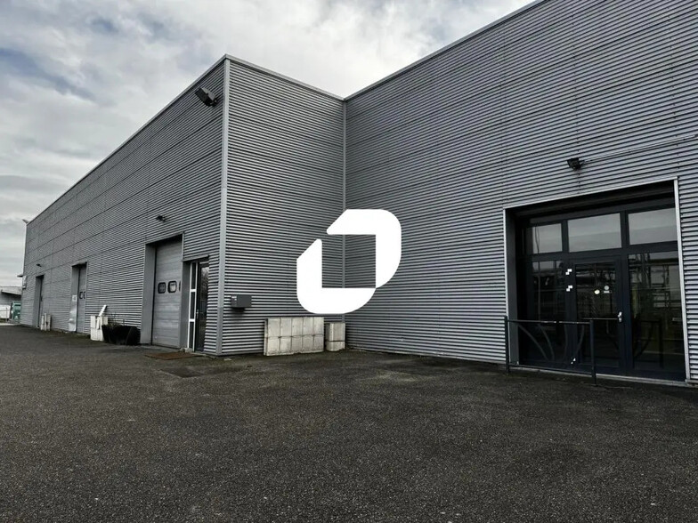 9 Rue Pierre Et Marie Curie, Ostwald for lease - Building Photo - Image 2 of 15