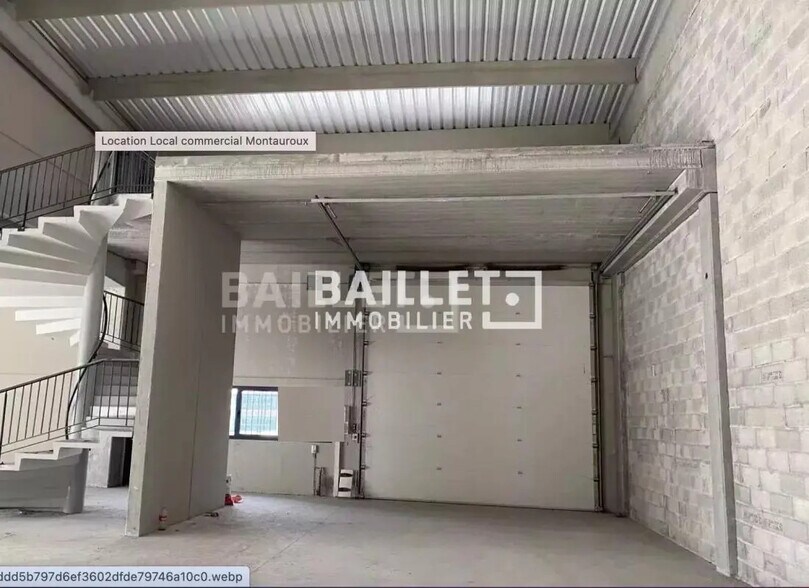 Industrial in Montauroux for lease - Interior Photo - Image 3 of 4