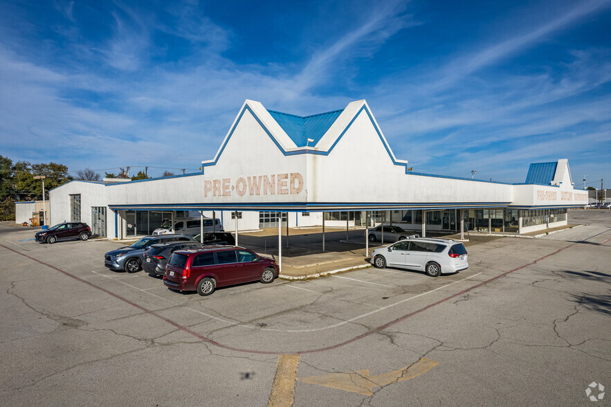 1015 W Airport Fwy, Irving, TX for sale - Building Photo - Image 1 of 1