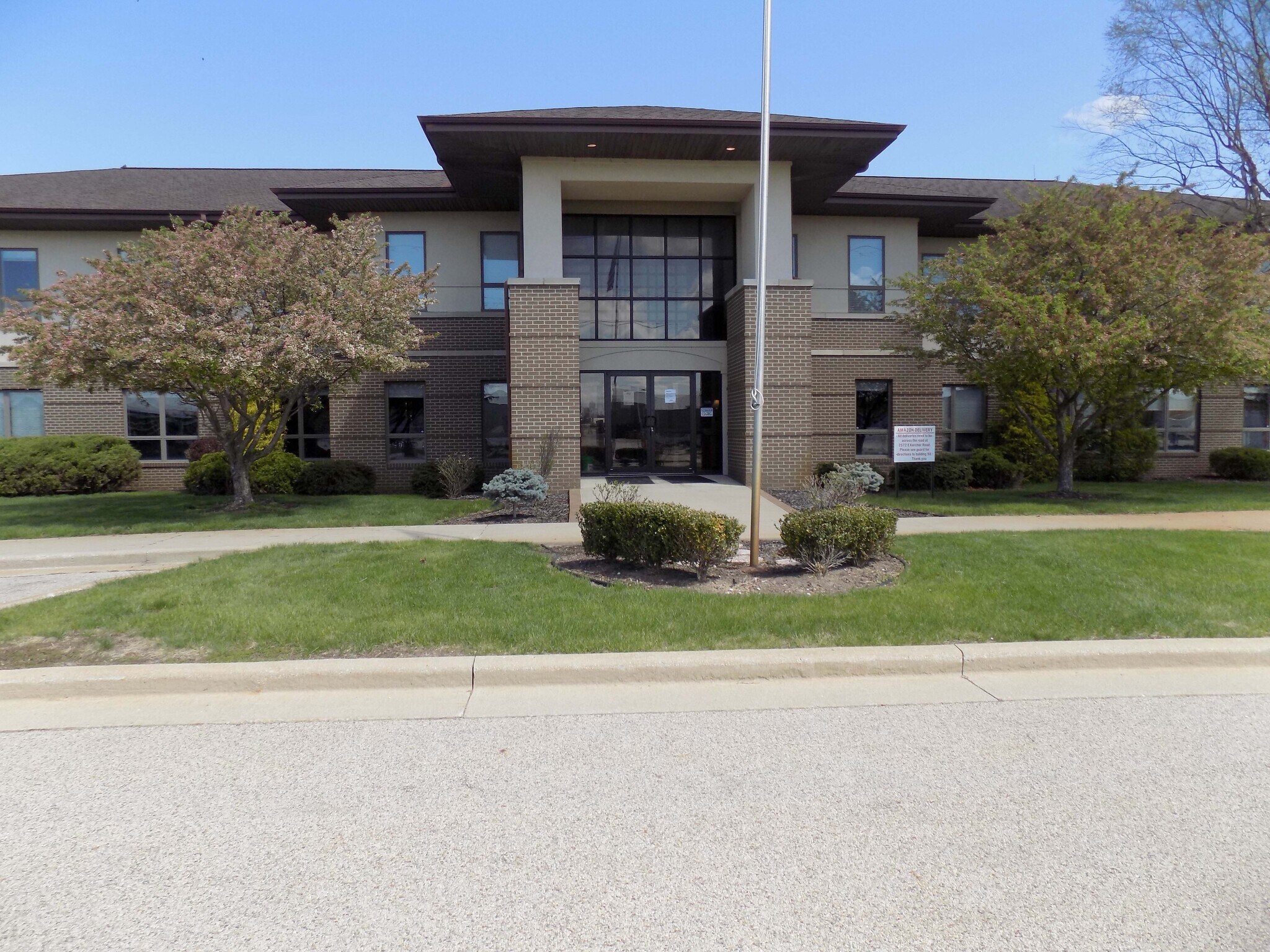 2581 E Kercher Rd, Goshen, IN for sale Primary Photo- Image 1 of 1