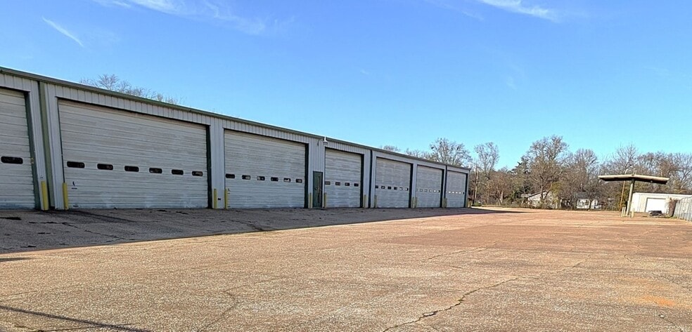 206 Beall St, Kilgore, TX for sale - Building Photo - Image 3 of 17