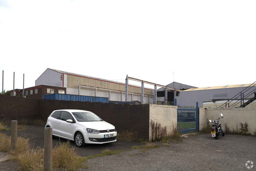 Hadrian Rd, Wallsend for lease - Building Photo - Image 3 of 4