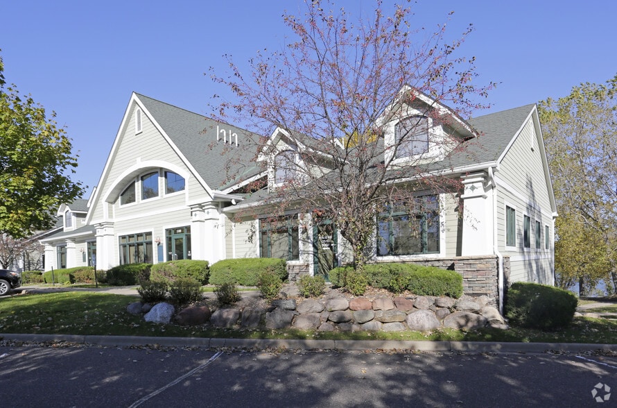 11100-11116 N Zealand Ave, Champlin, MN for lease - Primary Photo - Image 1 of 5