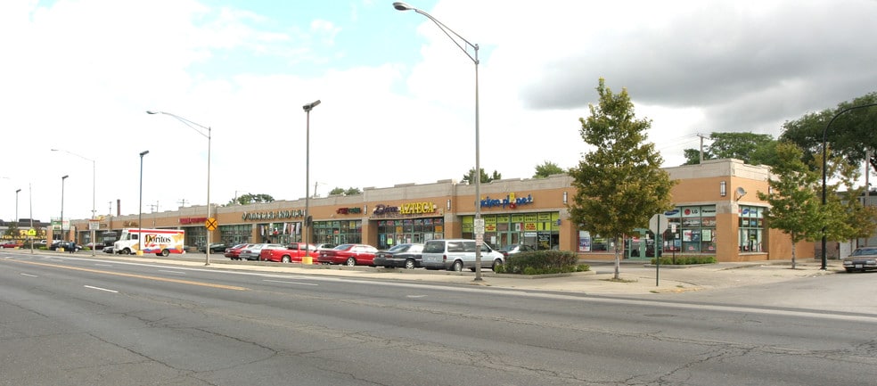 1601-1747 S Cicero Ave, Cicero, IL for lease - Building Photo - Image 2 of 51