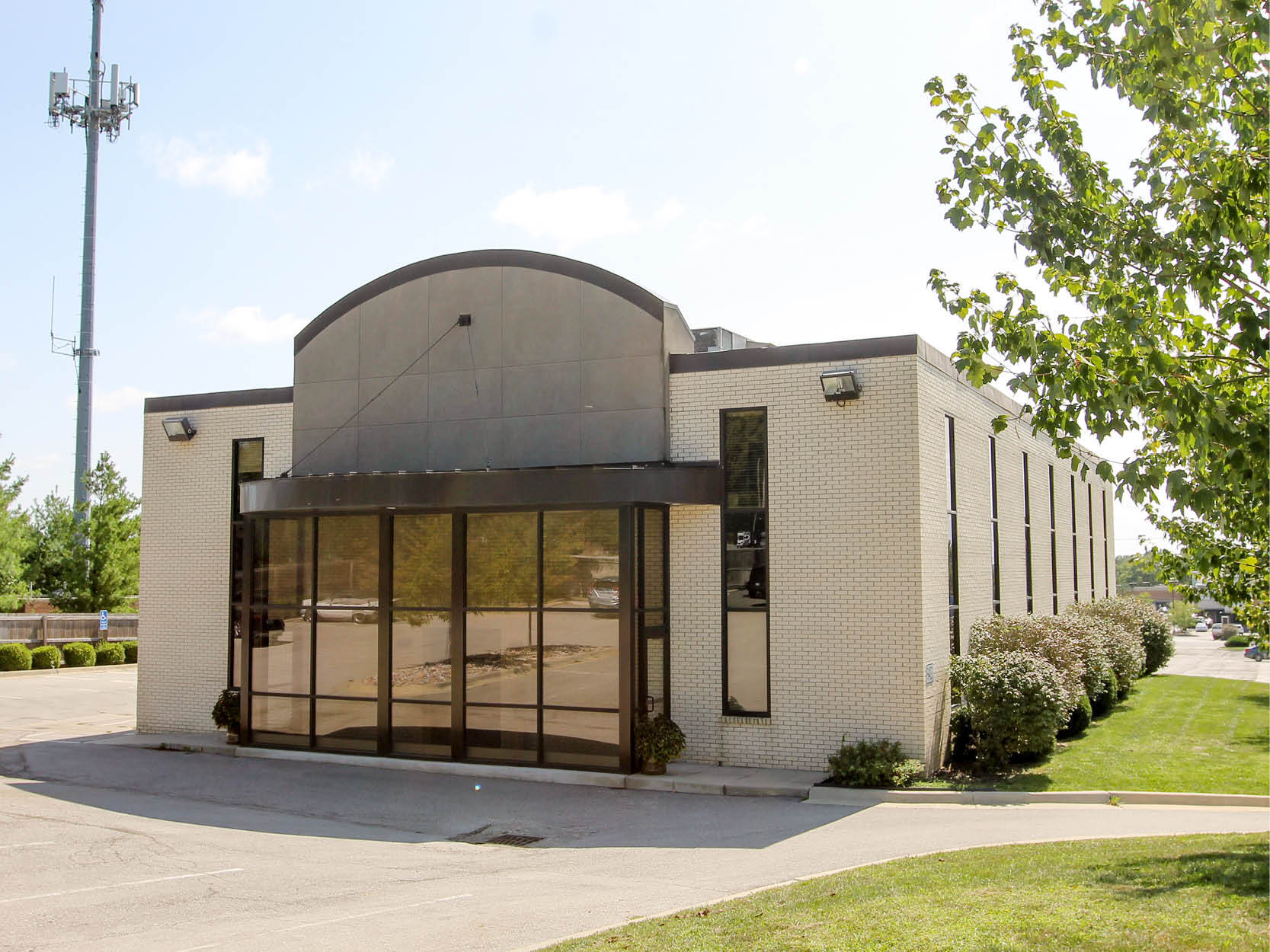 9401 Reeds Rd, Overland Park, KS for sale Building Photo- Image 1 of 1