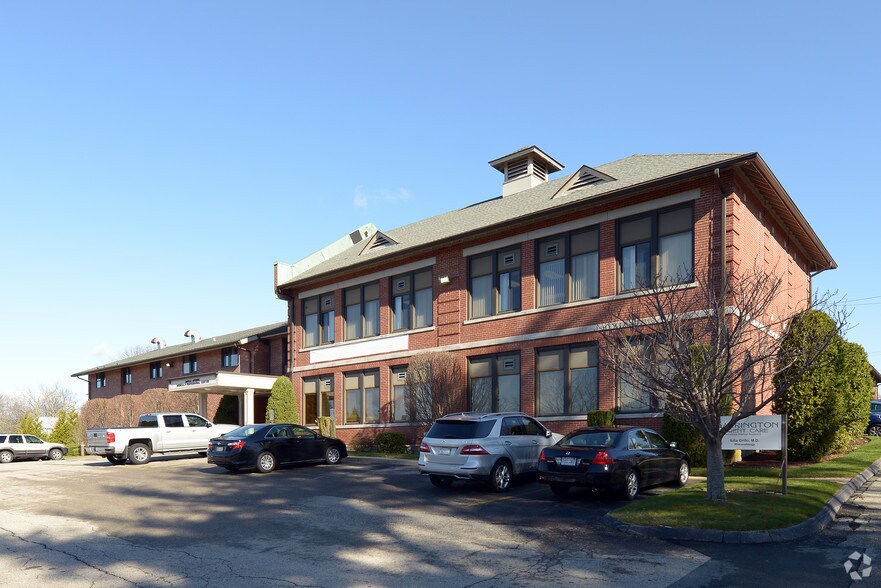 310 Maple Ave Barrington Ri 02806 Coworking Space On Loopnet Com 900 Sf Of Coworking Space Available In Barrington Ri