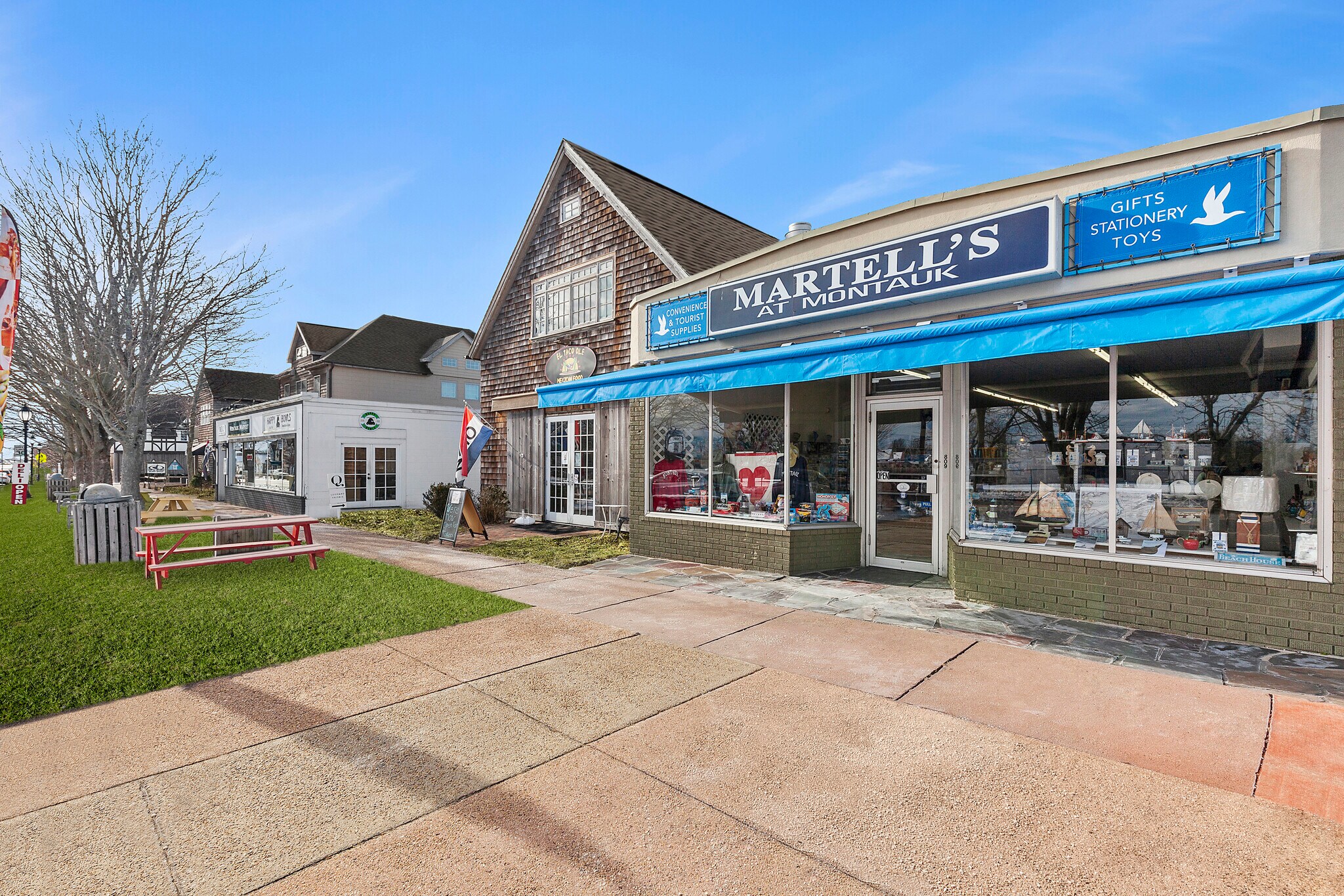 813 Montauk Hwy, Montauk, NY 11954 Montauk Main Street Commercial