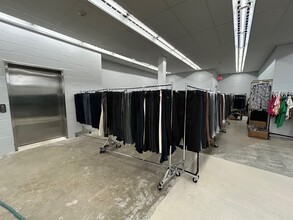 3500 Western Ave, Highland Park, IL for lease Interior Photo- Image 1 of 3