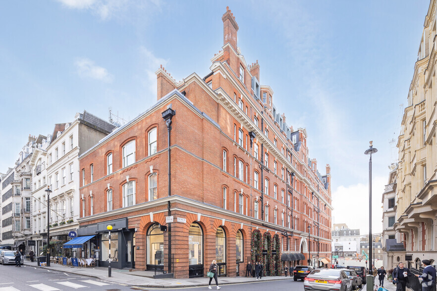 15-16 Hay Hl, London for lease - Primary Photo - Image 1 of 3