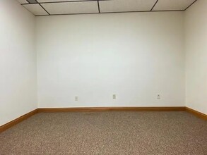 2615-2619 Post Rd, Stevens Point, WI for lease Interior Photo- Image 1 of 5