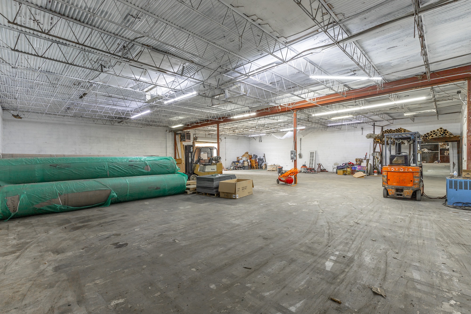 360 Carbondale Rd SW, Dalton, GA for lease Interior Photo- Image 1 of 7