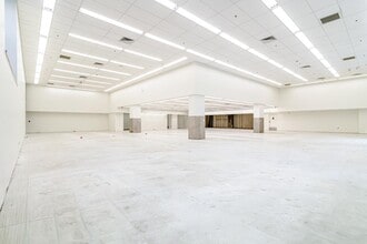 275 Sacramento St, San Francisco, CA for lease Interior Photo- Image 1 of 6