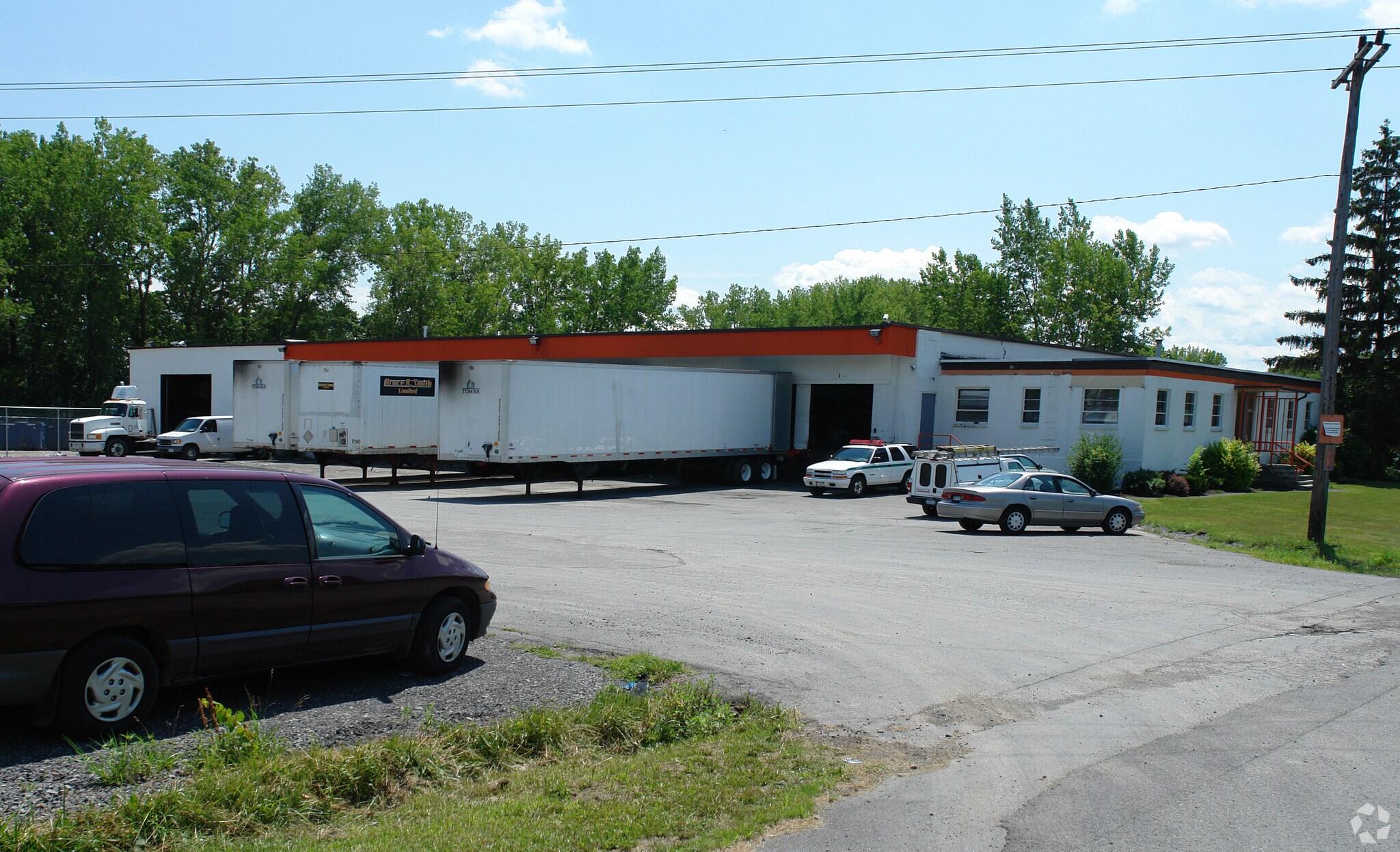 147 Falso Dr, Syracuse, NY for sale Primary Photo- Image 1 of 1