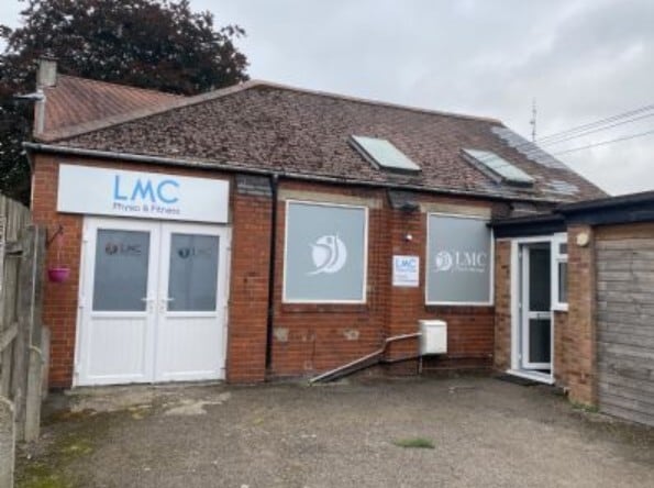 13 The Green, Rugby for lease Building Photo- Image 1 of 4