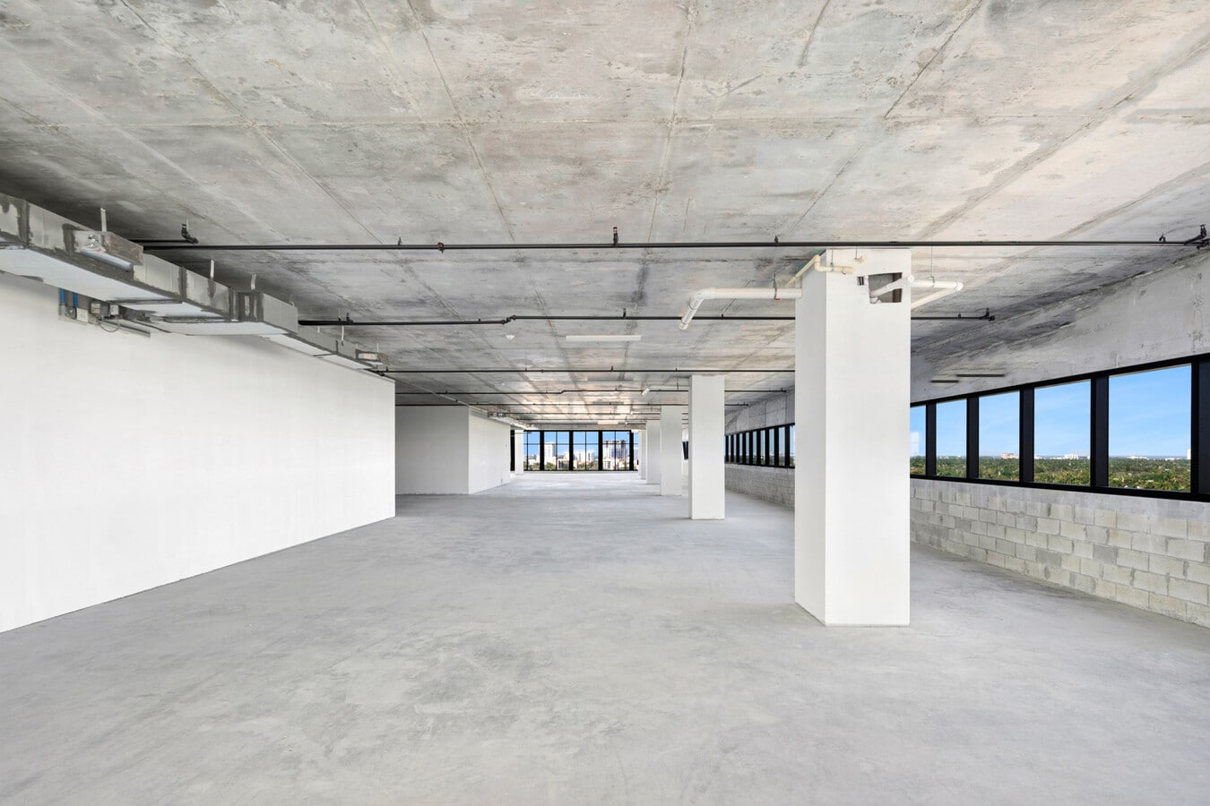 800 N Federal Hwy, Hallandale Beach, FL 33009 - Unit PH1 -  - Interior Photo - Image 1 of 1