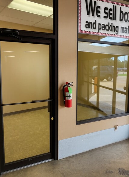 240 Windermere Blvd, Alexandria, LA for lease - Building Photo - Image 1 of 4