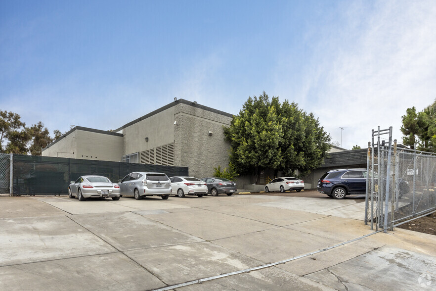 3939 Market St, San Diego, CA for lease - Building Photo - Image 3 of 4