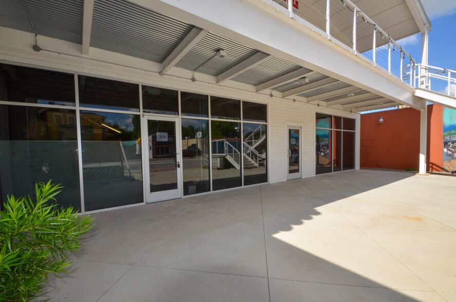 1510 W Magnolia Ave, Fort Worth, TX for lease - Building Photo - Image 2 of 15