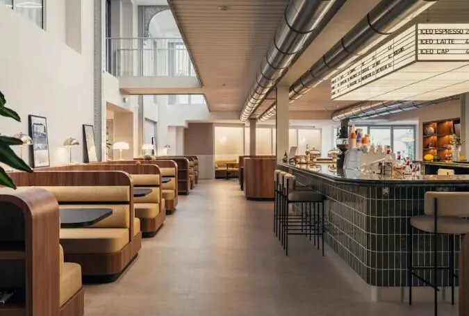 Office in Paris for lease - Interior Photo - Image 2 of 10