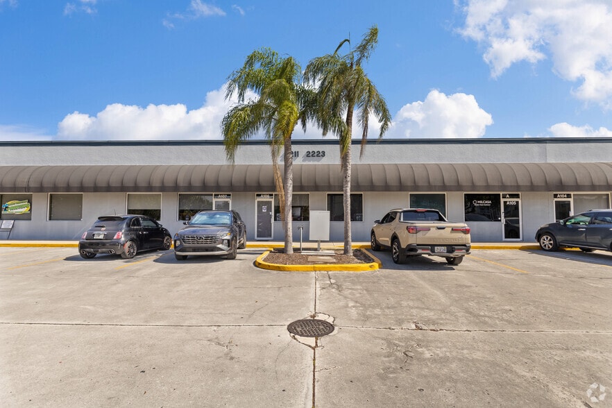 2211 2nd Ave N, Lake Worth, FL for lease - Building Photo - Image 3 of 13