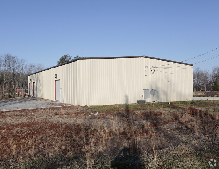 2190 Jason Industrial Pky, Winston, GA for sale - Building Photo - Image 3 of 3