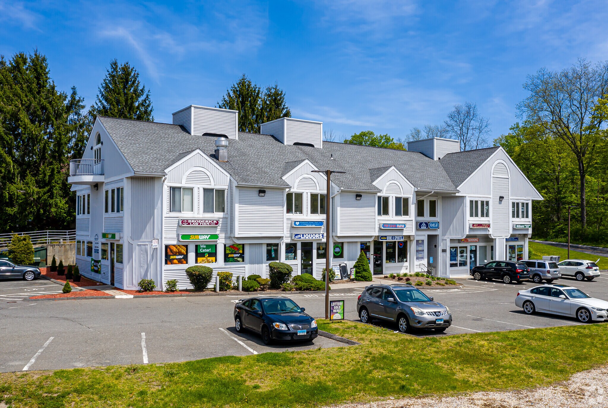 750 Straits Tpke, Middlebury, CT for lease Building Photo- Image 1 of 12