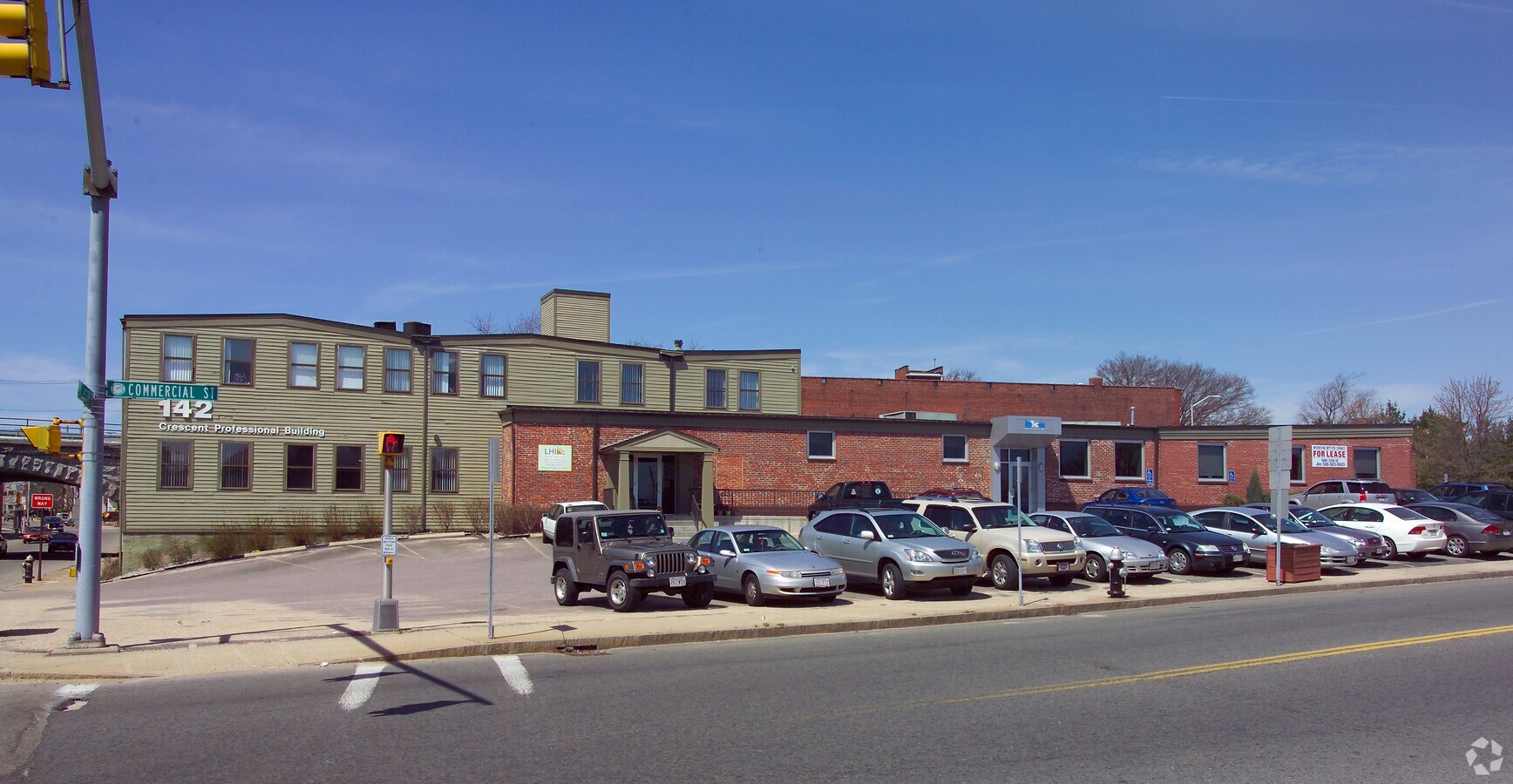 142 Crescent St, Brockton, MA 02302