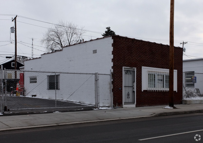 3532-3548 Lagrange St Sale portfolio of 2 properties for sale on LoopNet.com - Building Photo - Image 2 of 2