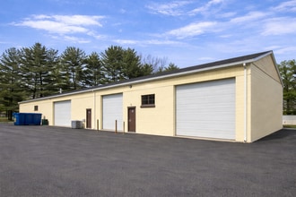 1613 Reed Rd, Pennington, NJ for lease Interior Photo- Image 2 of 5