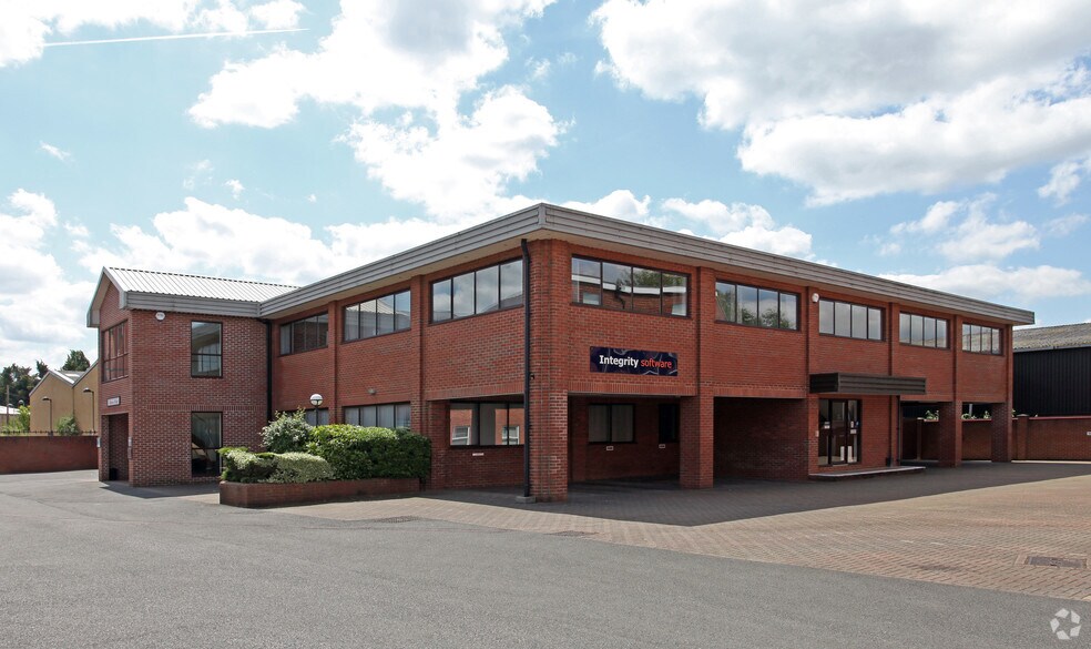 Dedmere Rd, Marlow, SL7 1PB