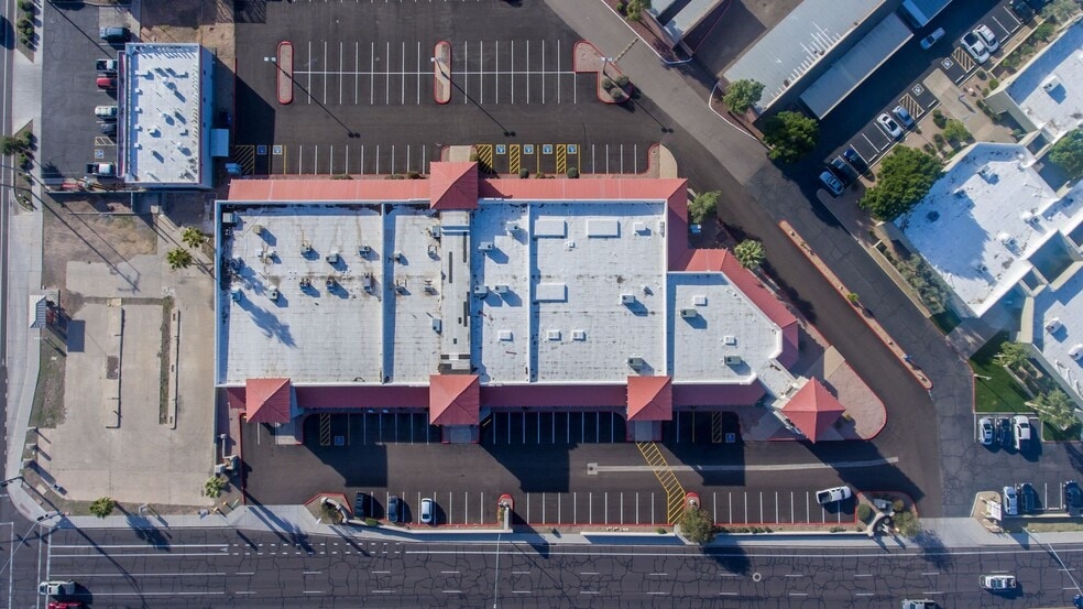 1961 E University Dr, Mesa, AZ for lease - Building Photo - Image 3 of 11