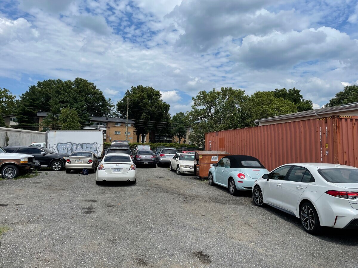 4434 Suitland Rd, Suitland, MD 20746