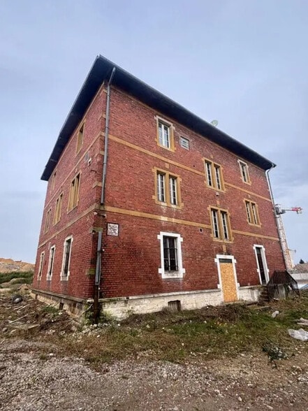 Office in Montigny-lès-Metz for sale - Building Photo - Image 1 of 3