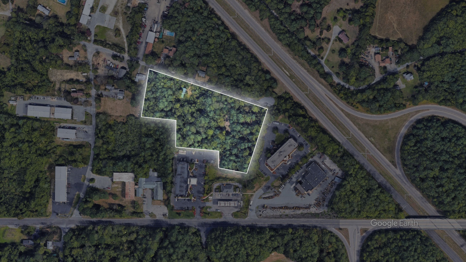 6 Clayton Rd, Middleboro, MA for sale Primary Photo- Image 1 of 7